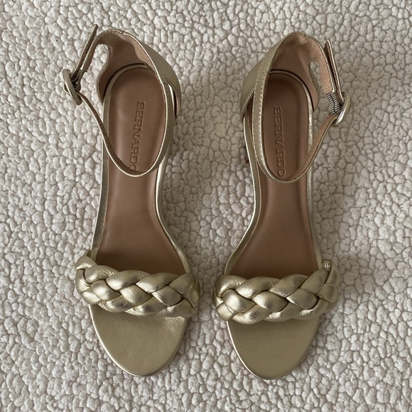 NWOT Bernardo Anthropologie Bethany Gold Braided Strap Block Heels - Picture 16 of 16